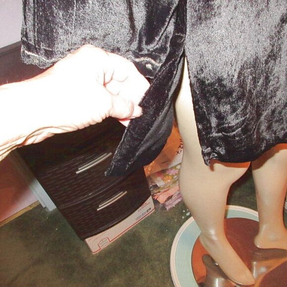 Vtg Carole Little Velvet Tunic Top Size 1X Embroidered Long Sleeves Whimsigoth - Picture 10 of 12